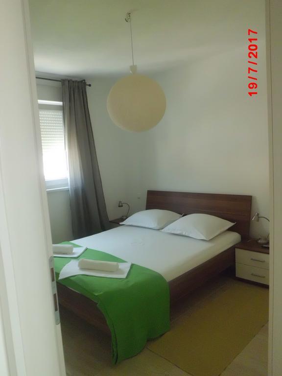 Apartments Viskovic มาคาร์สกา ภายนอก รูปภาพ