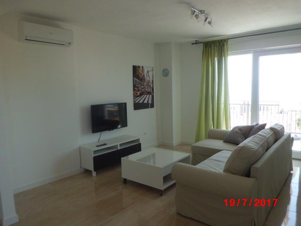 Apartments Viskovic มาคาร์สกา ภายนอก รูปภาพ