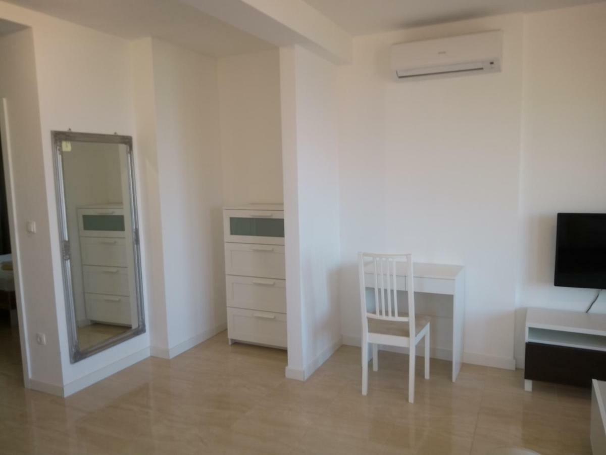 Apartments Viskovic มาคาร์สกา ภายนอก รูปภาพ