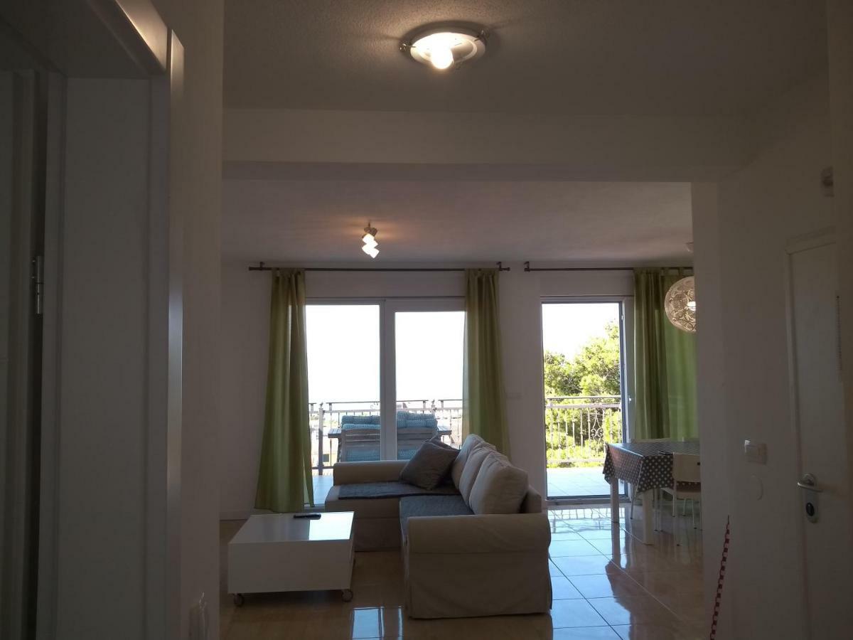 Apartments Viskovic มาคาร์สกา ภายนอก รูปภาพ